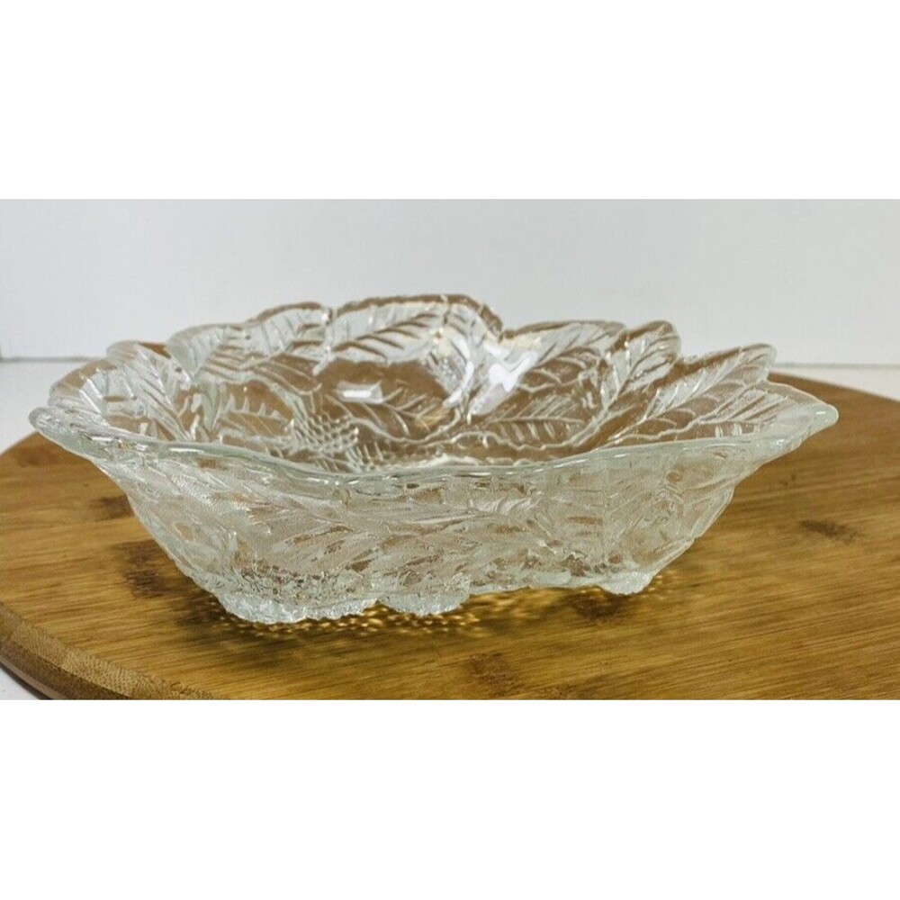 Vintage Indiana Clear Glass Loganberry and Leaf Pattern Candy Dish Bowl 7" EUC